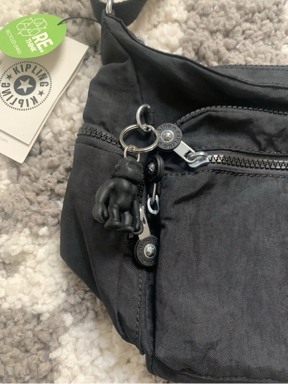 NWT Kipling Gabbie Small Black Nylon Crossbody Bag with Brand Charm/Keychain - Picture 3 of 4